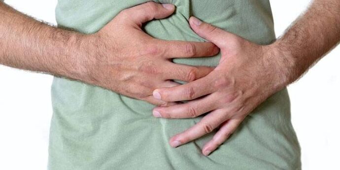 bóle brzucha mogą być objawami robaczycy